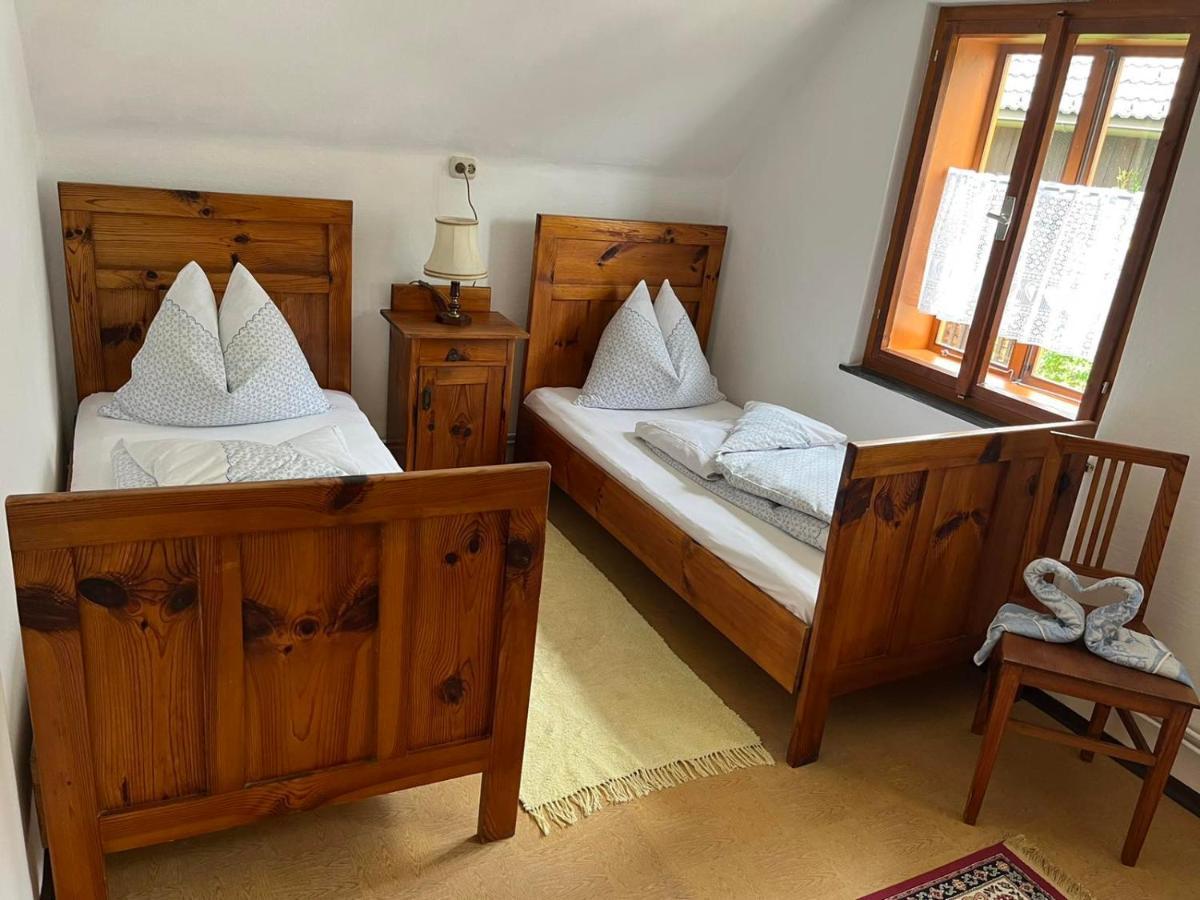 Charmantes Ferienhaus In Bester Lage Keutschach am See Ngoại thất bức ảnh